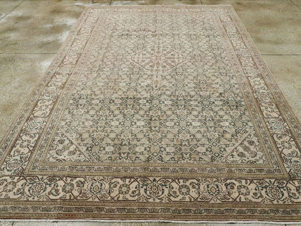 Antique Persian Tabriz Carpet, No.22690 - Gss