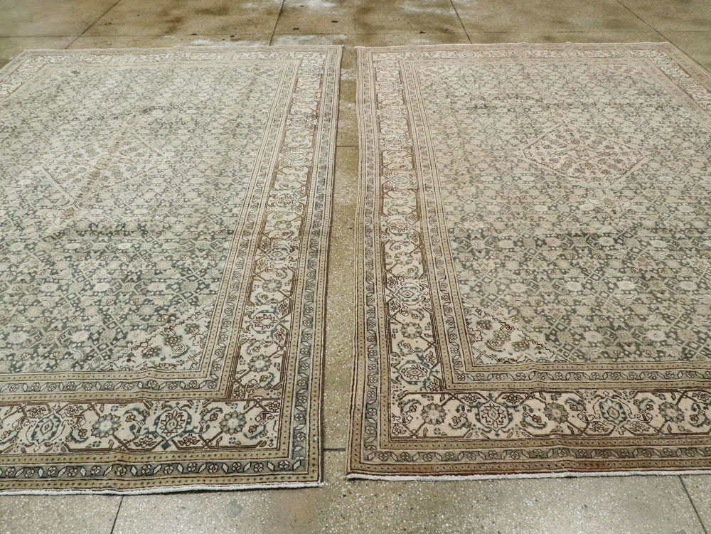 Antique Persian Tabriz Carpet, No.22690 - Gss