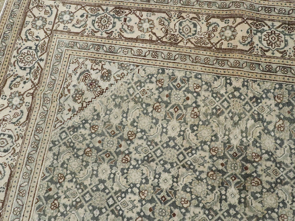 Antique Persian Tabriz Carpet, No.22693 - Gss