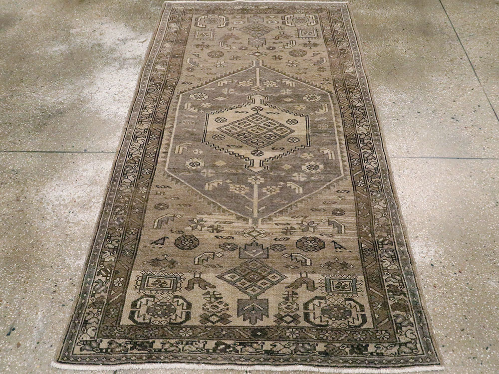 Vintage Persian Malayer Accent Rug, No.22702 - Gss