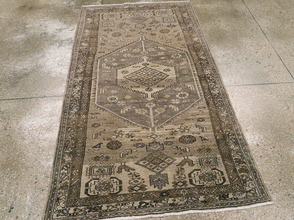 Vintage Persian Malayer Accent Rug, No.22702 - Gss