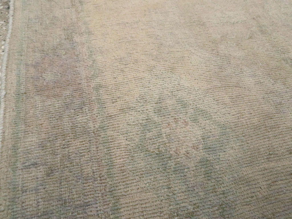 Vintage Persian Shiraz Rug (Pair: 1 of 2), No.22705 - Gss