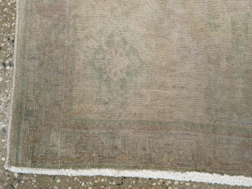 Vintage Persian Shiraz Rug (Pair: 1 of 2), No.22705 - Gss