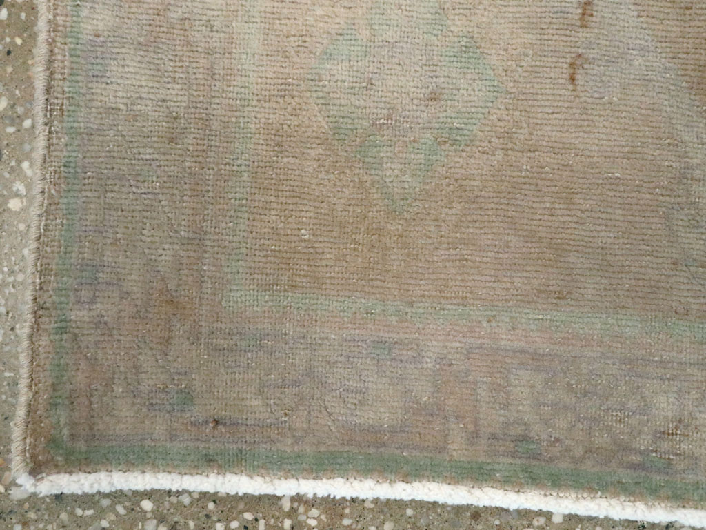 Vintage Persian Shiraz Rug (Pair: 2 of 2), No.22706 - Gss