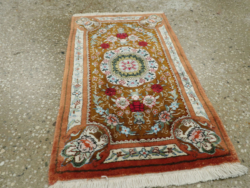 Vintage Persian Quom Silk Rug, No.22707 - Gss