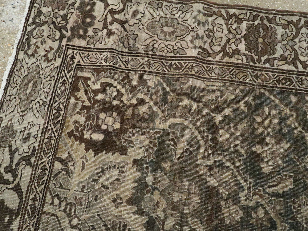 Antique Persian Bakhtiari Rug, No.22712 - Gss
