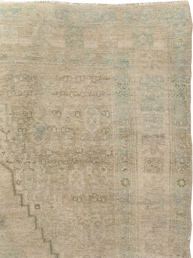 Vintage Persian Bidjar Accent Rug, No.22726 - Gss