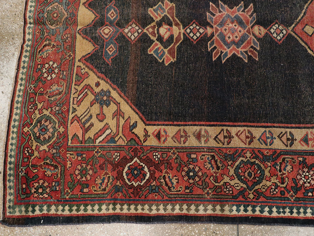Antique Persian Bidjar Rug, No.22755 - Gss