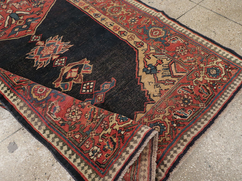 Antique Persian Bidjar Rug, No.22755 - Gss