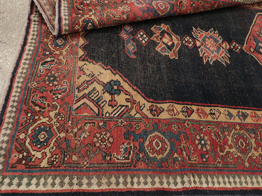 Antique Persian Bidjar Rug, No.22755 - Gss