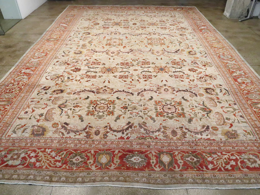 Antique Persian Sulatanbad Carpet, No.22784 - Gss