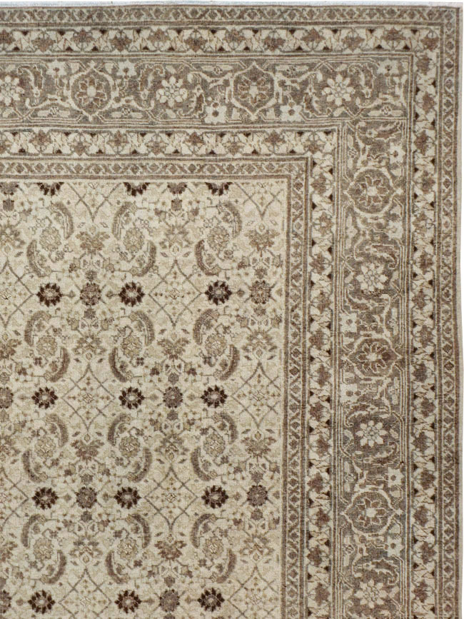 Antique Persian Tabriz Carpet, No.22790 - Gss