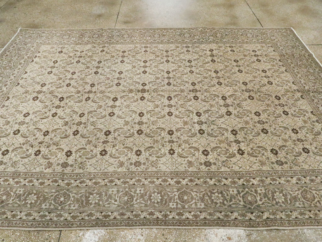 Antique Persian Tabriz Carpet, No.22790 - Gss