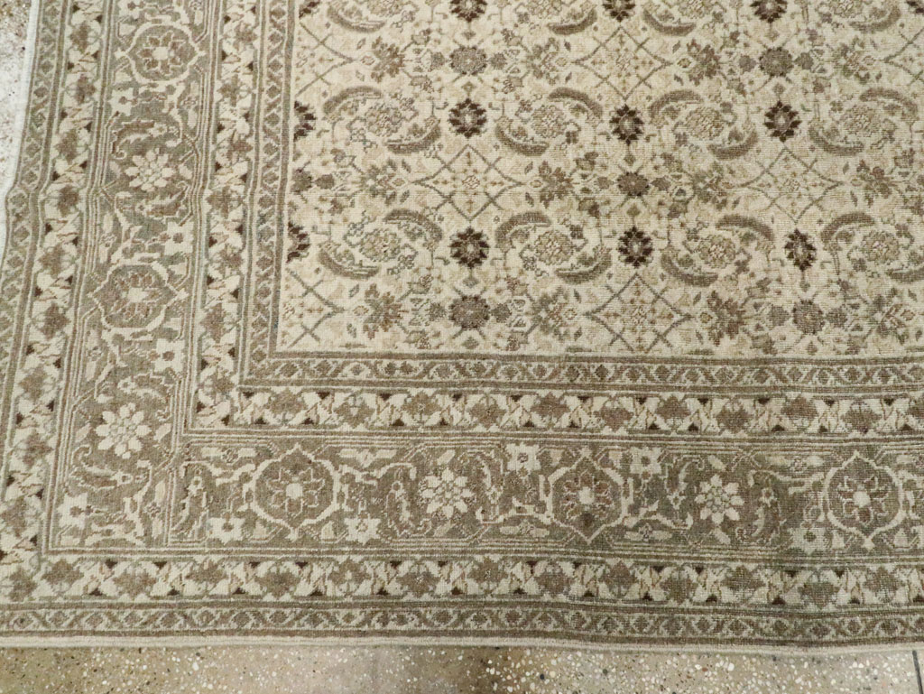 Antique Persian Tabriz Carpet, No.22790 - Gss