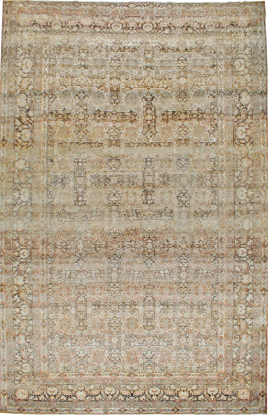 Antique Persian Isfahan Carpet, No.22808 - Gss