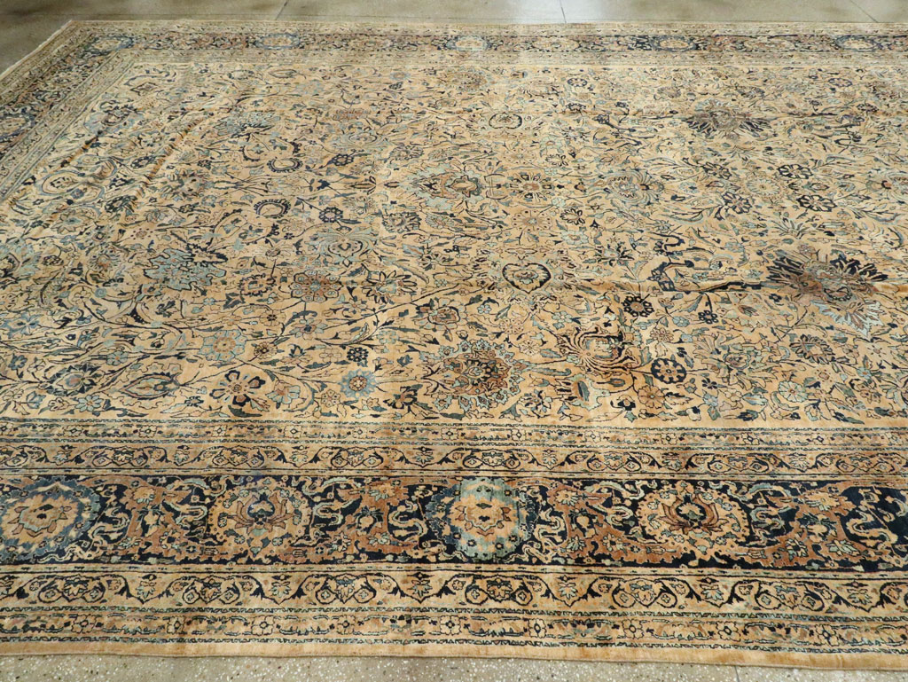Antique Persian Lavar Kerman Carpet, No.22849 - Gss