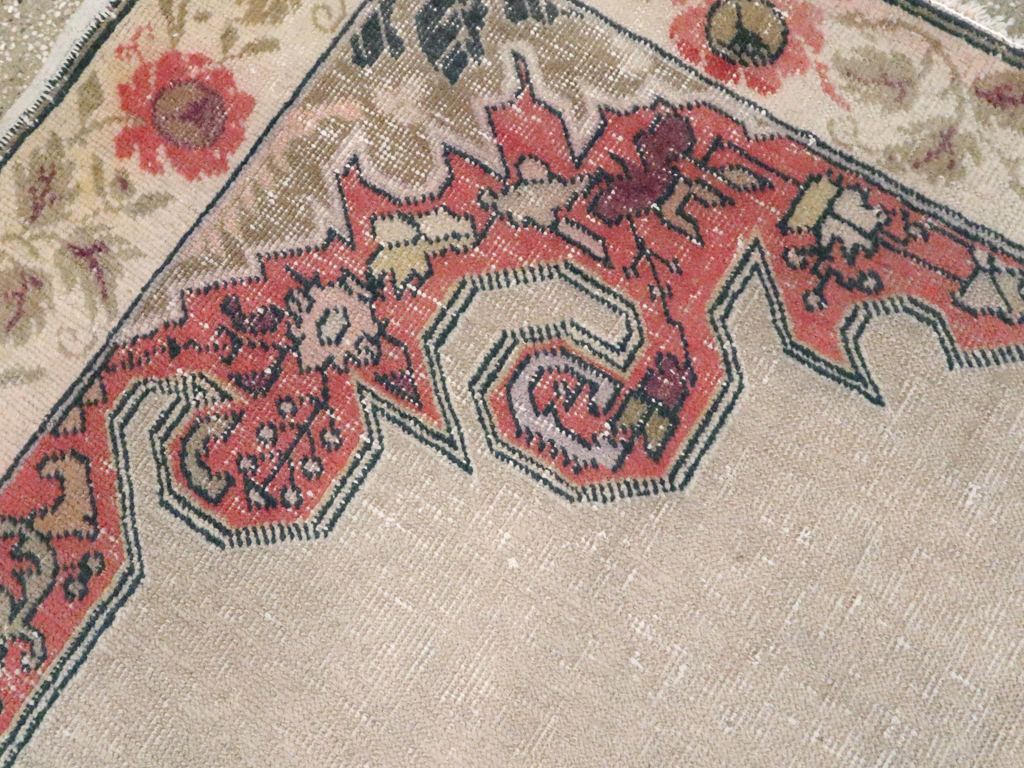 Antique Turkish Sivas Pictorial Rug, No.22858 - Gss