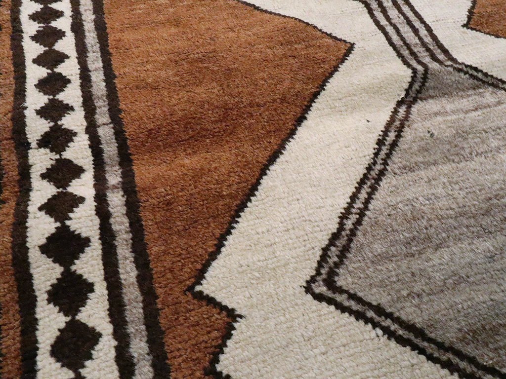 Vintage Persian Gabbeh Rug, No.22892 - Gss