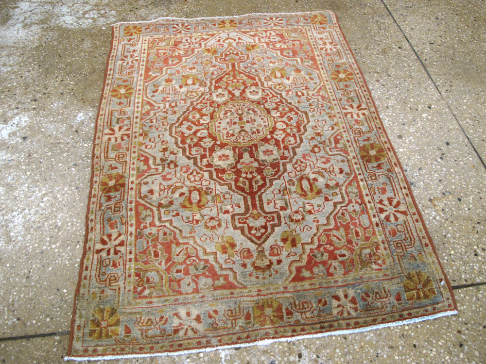 Antique Persian Sarouk Fereghan Throw Rug, No.22904 - Gss