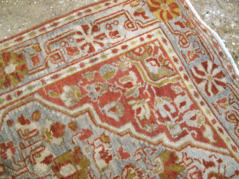 Antique Persian Sarouk Fereghan Throw Rug, No.22904 - Gss
