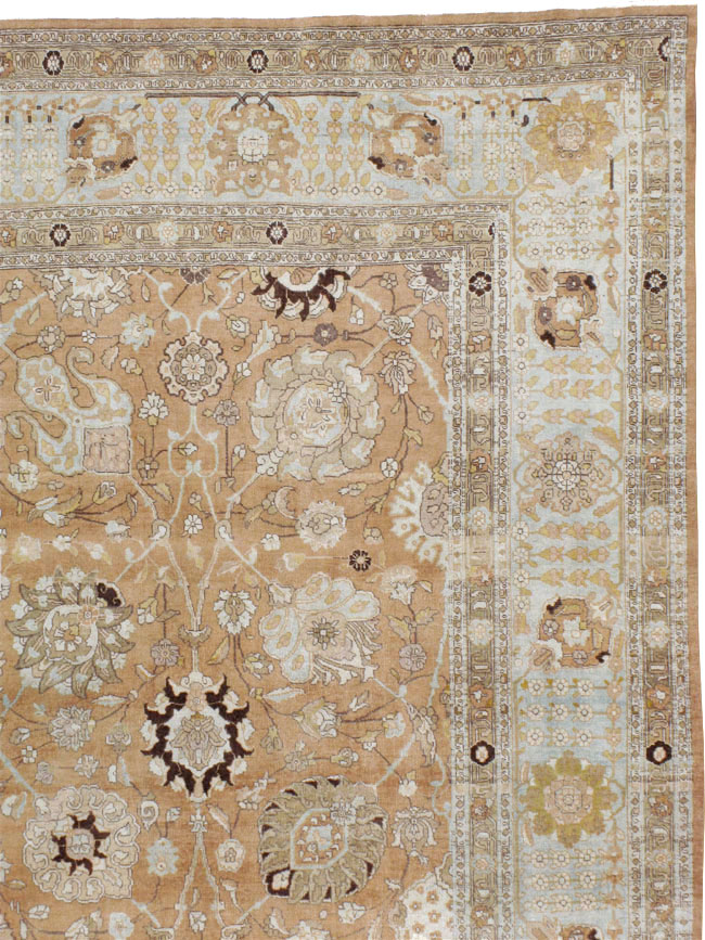 Antique Persian Tabriz Carpet, No.22919 - Gss