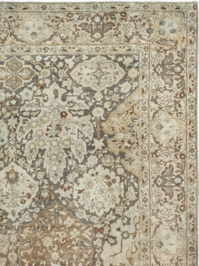 Antique Persian Tabriz Carpet, No.22920 - Gss