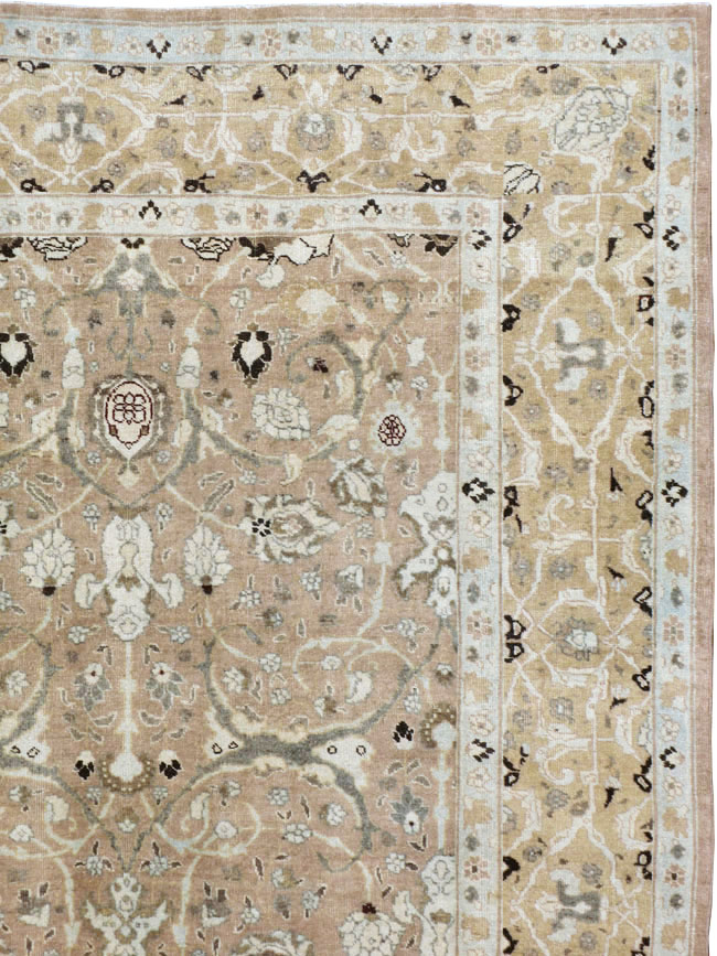 Antique Persian Tabriz Carpet, No.22960 - Gss