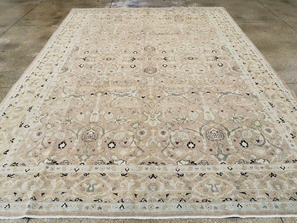 Antique Persian Tabriz Carpet, No.22960 - Gss
