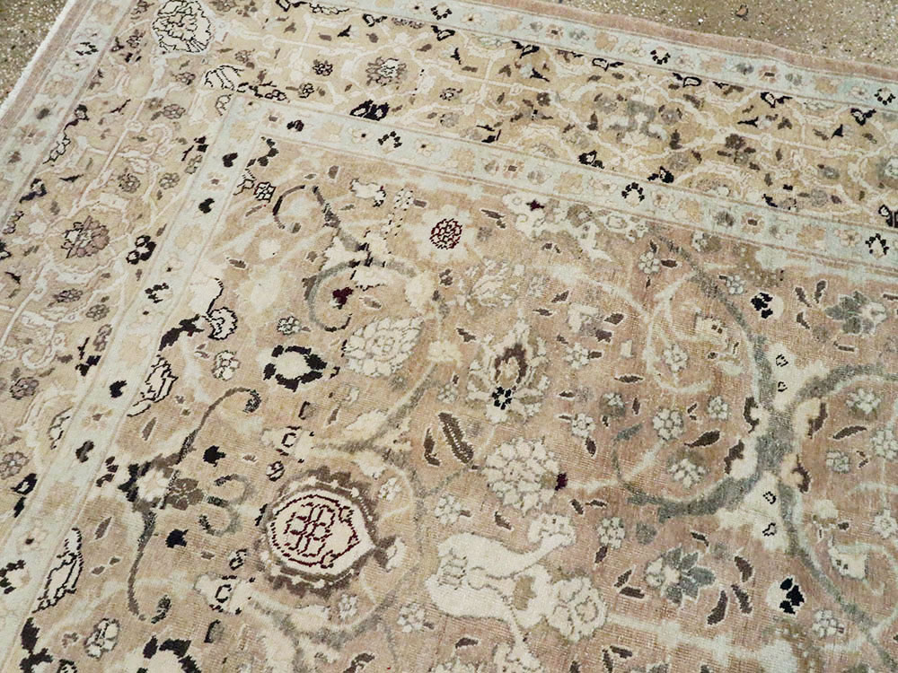 Antique Persian Tabriz Carpet, No.22960 - Gss