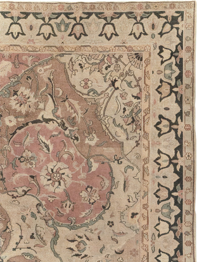Vintage Indian Lahore Room Size Carpet, No.22965 - Gss