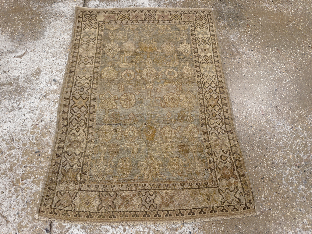 Antique Persian Bibikabad Throw Rug, No.22969 - Gss