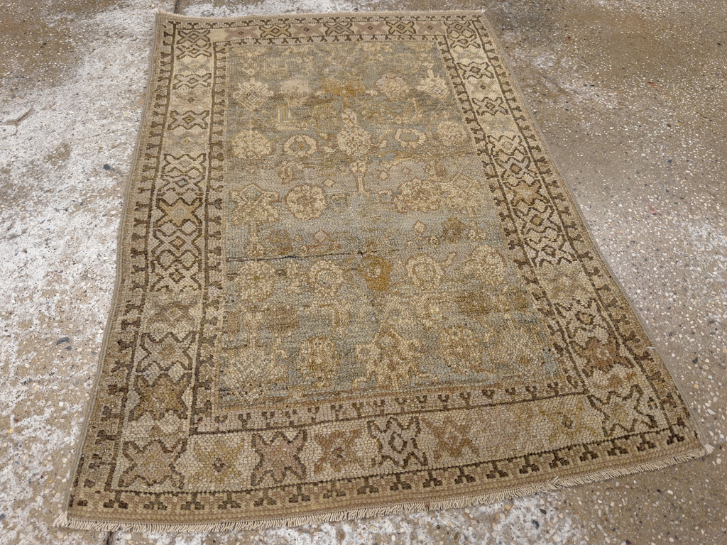 Antique Persian Bibikabad Throw Rug, No.22969 - Gss