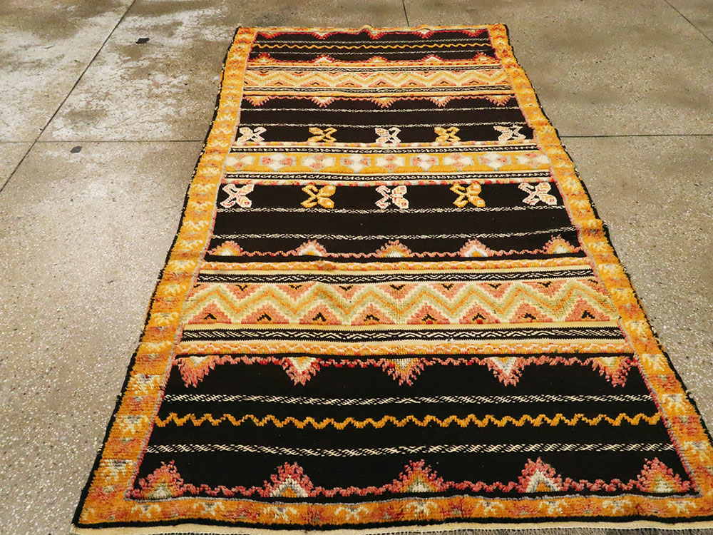 Vintage Moroccan Rug, No.22974 - Gss