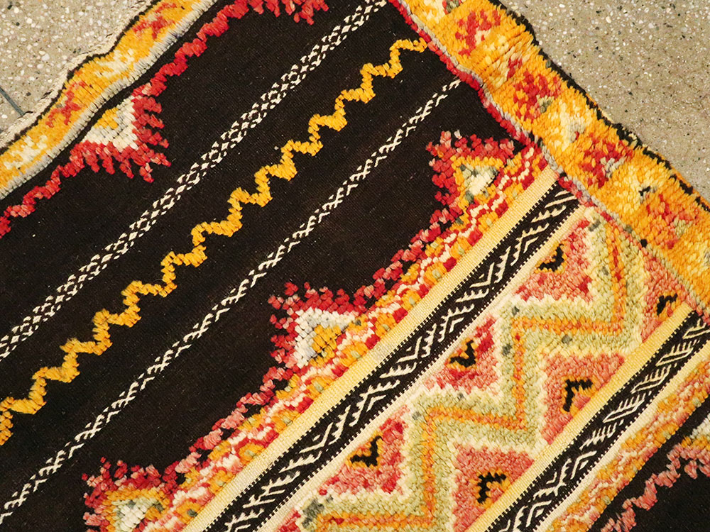 Vintage Moroccan Rug, No.22974 - Gss