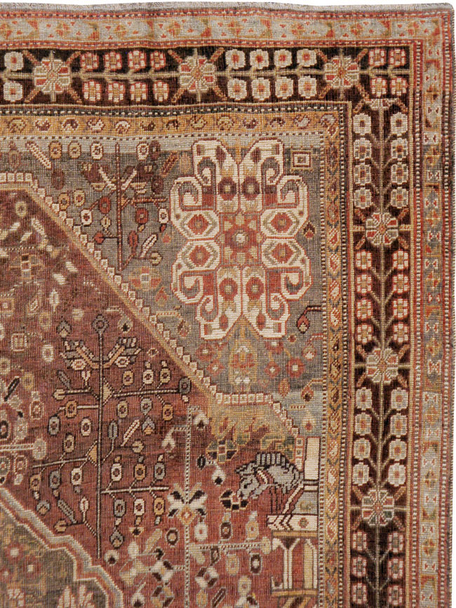Vintage Persian Shiraz Rug, No.22980 - Gss