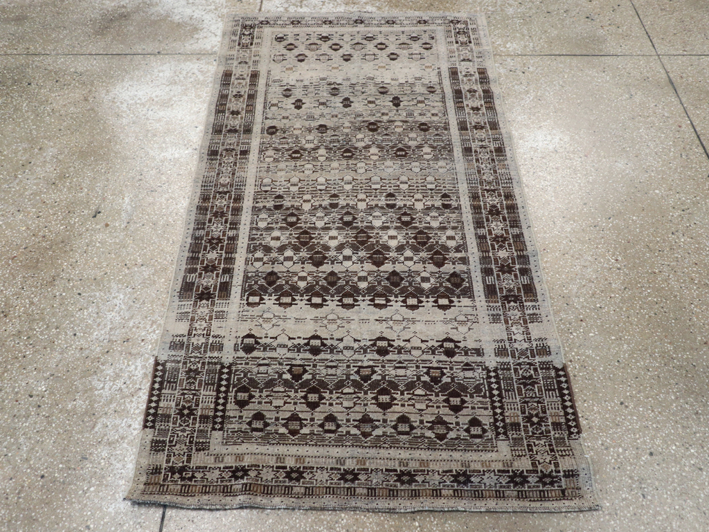Antique Persian Baluch Rug, No.22981 - Gss