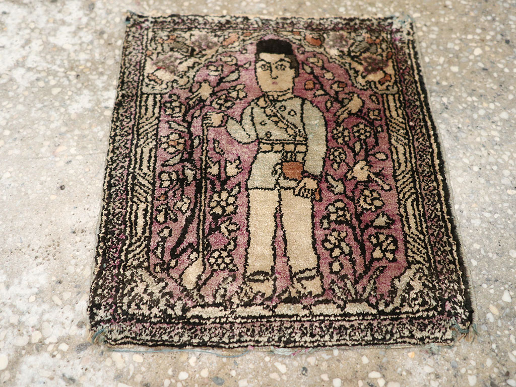 Antique Persian Kashan Pictorial Rug, No.23035 - Gss