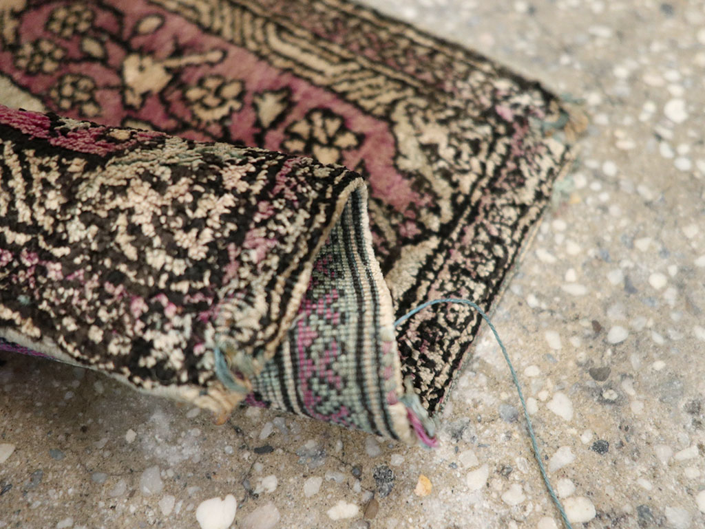 Antique Persian Kashan Pictorial Rug, No.23035 - Gss