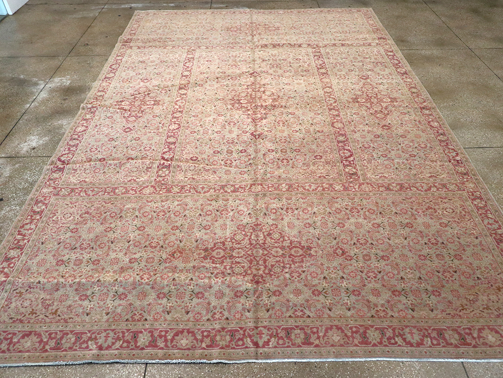 Antique Persian Tabriz Carpet, No.23047 - Gss