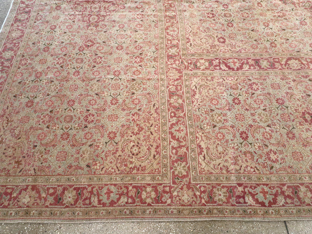 Antique Persian Tabriz Carpet, No.23047 - Gss