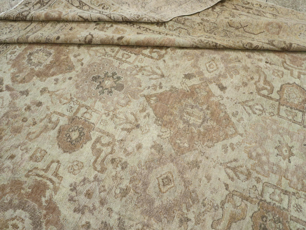 Antique Persian Mahal Oversize Carpet, No.23071 - Gss