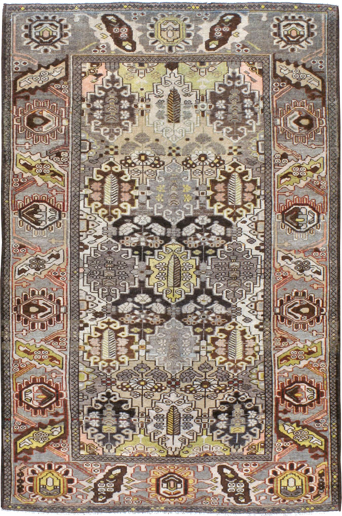 Antique Persian Bakhtiari Rug, No.23107 - Gss