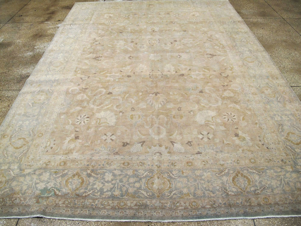 Antique Persian Tabriz Carpet, No.23137 - Gss