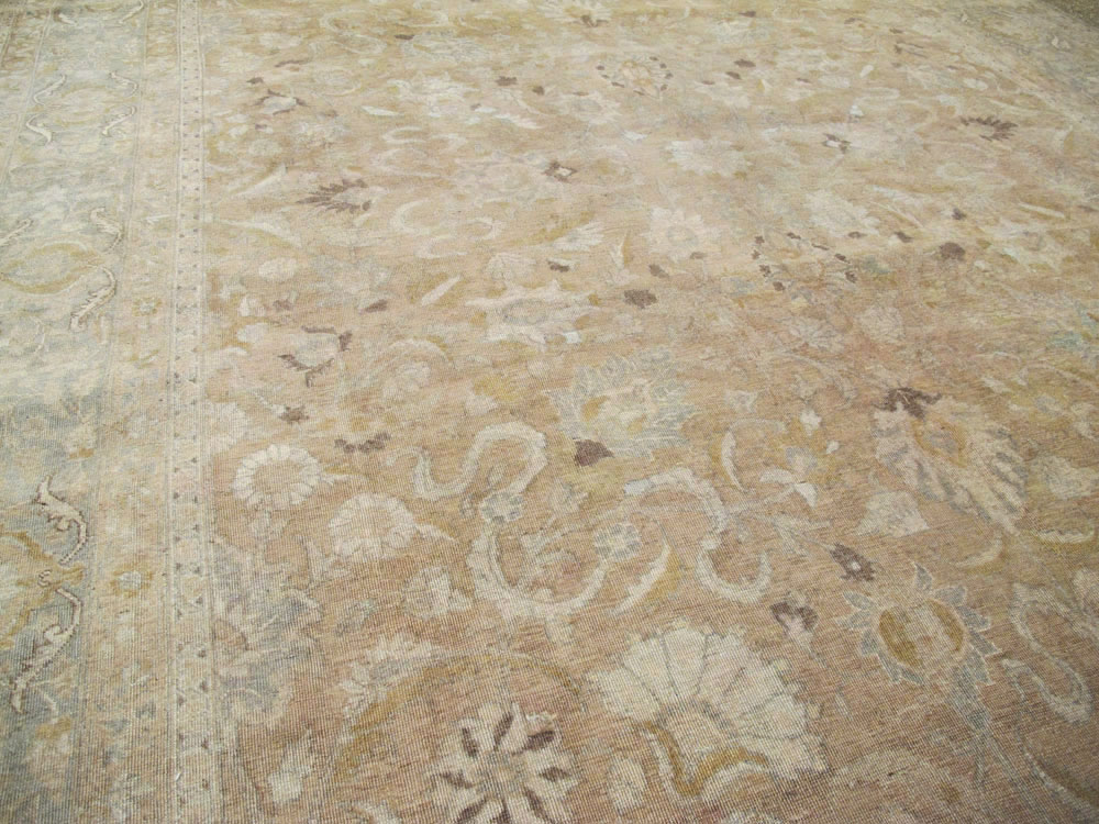 Antique Persian Tabriz Carpet, No.23137 - Gss