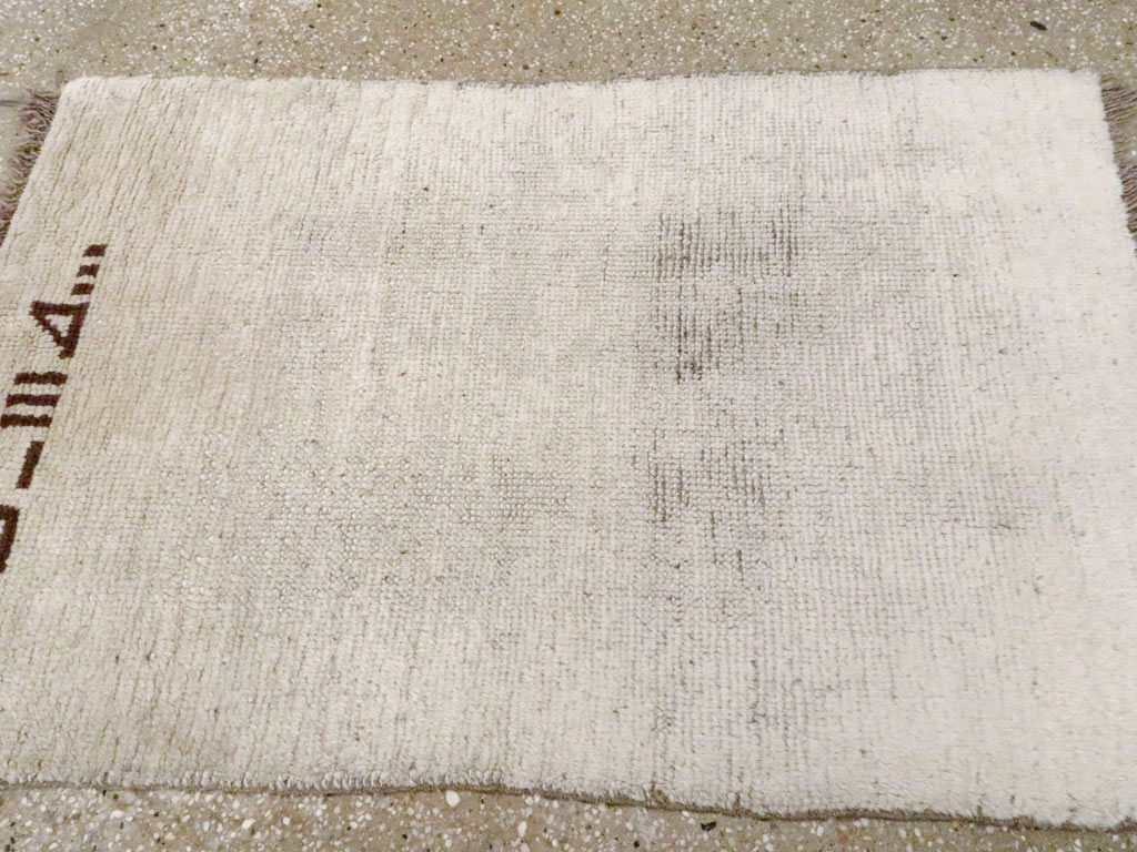 Vintage Persian Gabbeh Rug, No.23186 - Gss