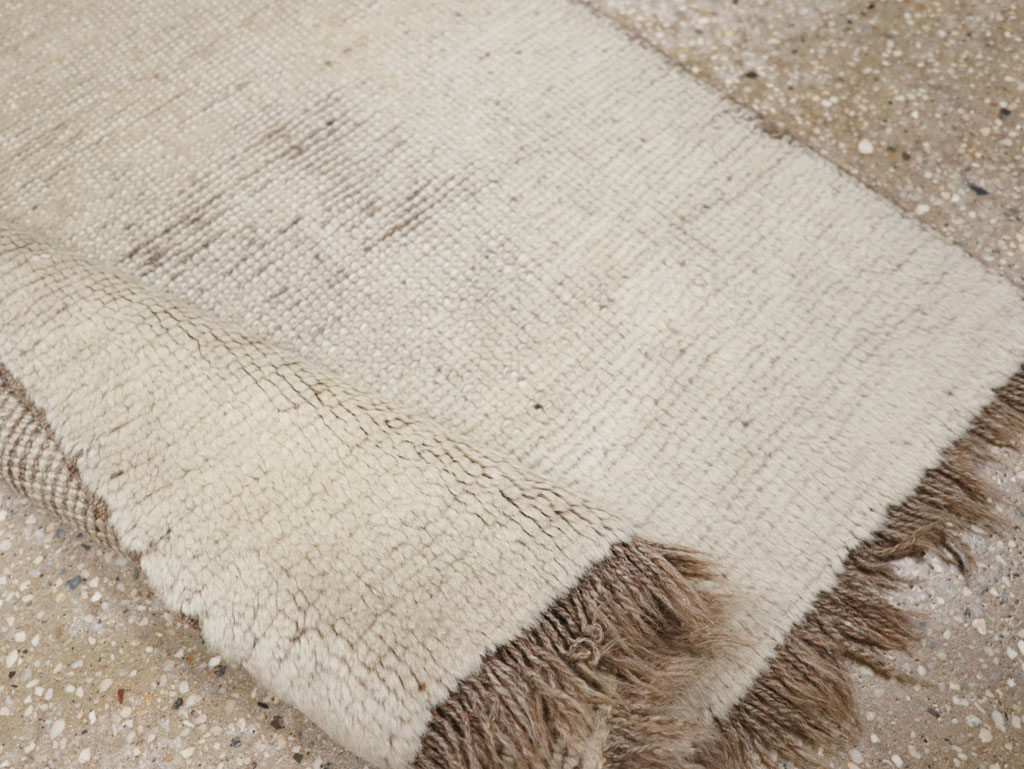 Vintage Persian Gabbeh Rug, No.23186 - Gss