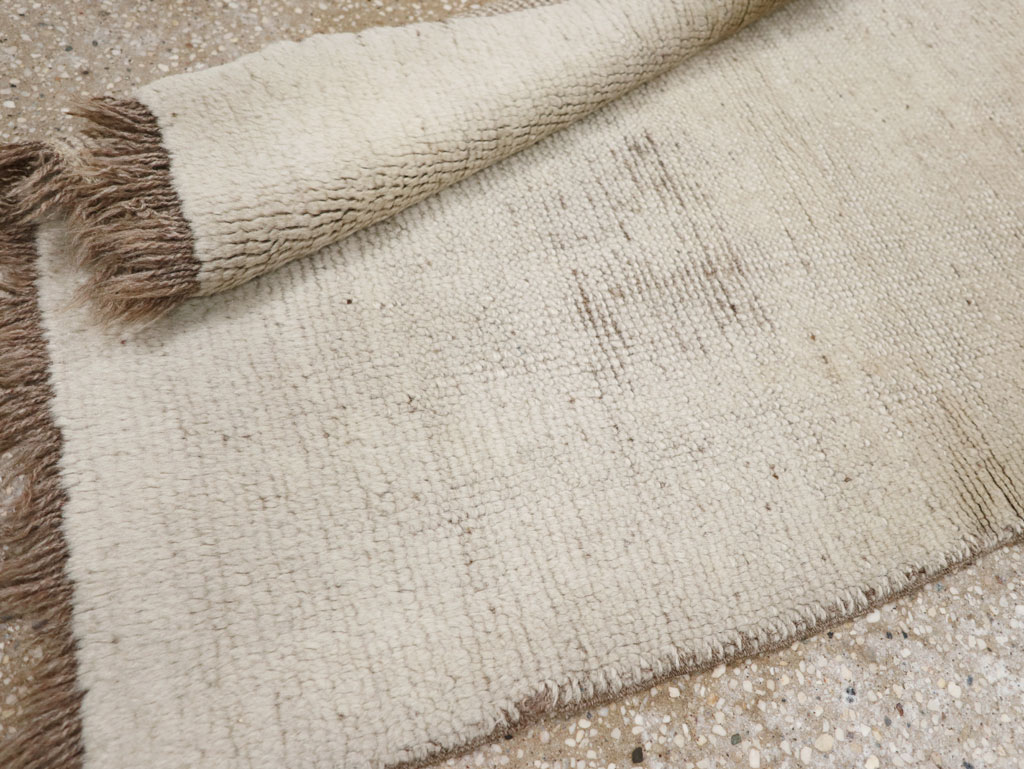 Vintage Persian Gabbeh Rug, No.23186 - Gss