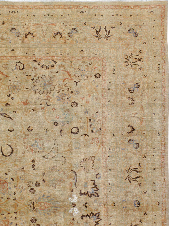 Antique Persian Mashad Square Carpet, No.23194 - Gss