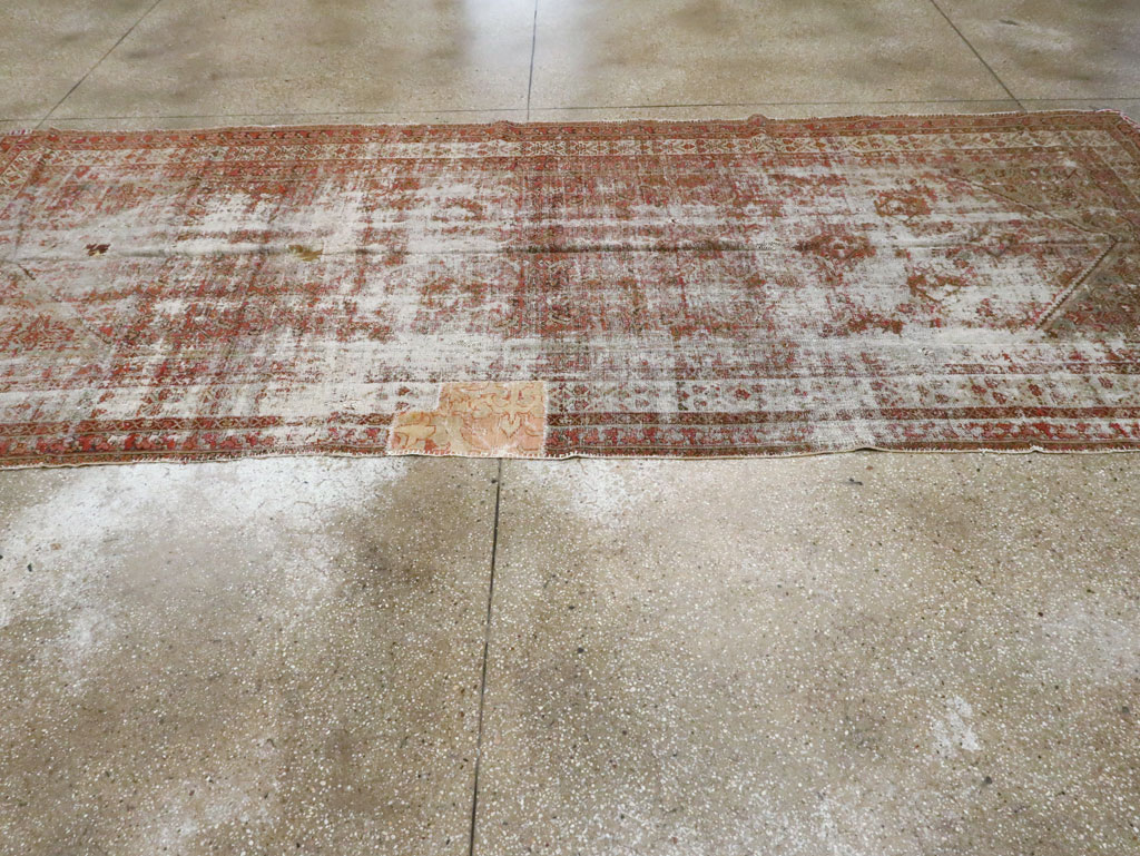 Antique Persian Malayer Gallery Carpet, No.23229 - Gss