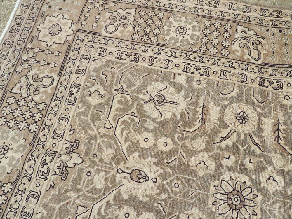 Antique Persian Tabriz Carpet, No.23268 - Gss